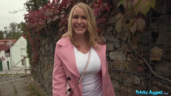 PublicAgent Mackenzie Page