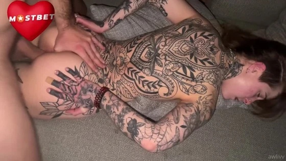 Onlyfans Awlivv - Spit and anal and laughs Anal Play, Amateur, Anal, Cumshot, Footjob, Facial