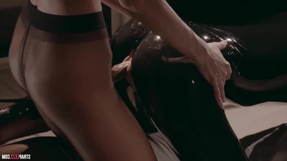 [Venereae Full] Lesbian strapon. Girl in pantyhose fucks a girl in latex