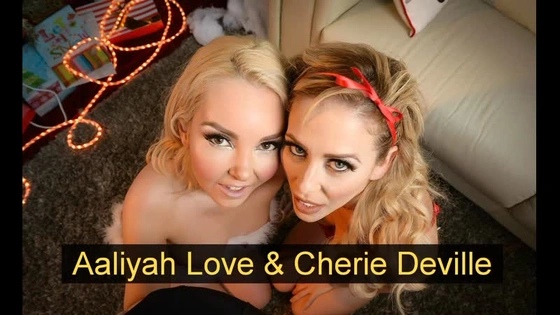 Aaliyah Love, Cherie Deville | Мамка с дочкой | group, hardcore, anal sex, strapon, christmass, mom and daughter, ffm
