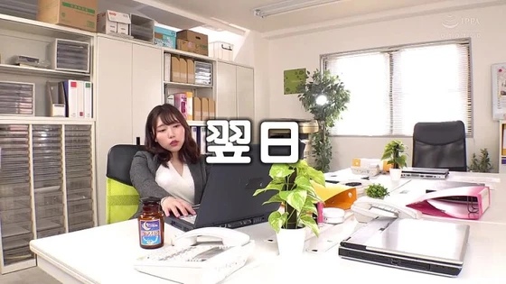 Video by Nya Lay myar