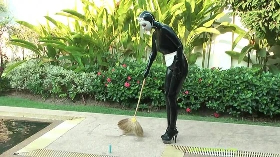 Latex maid service