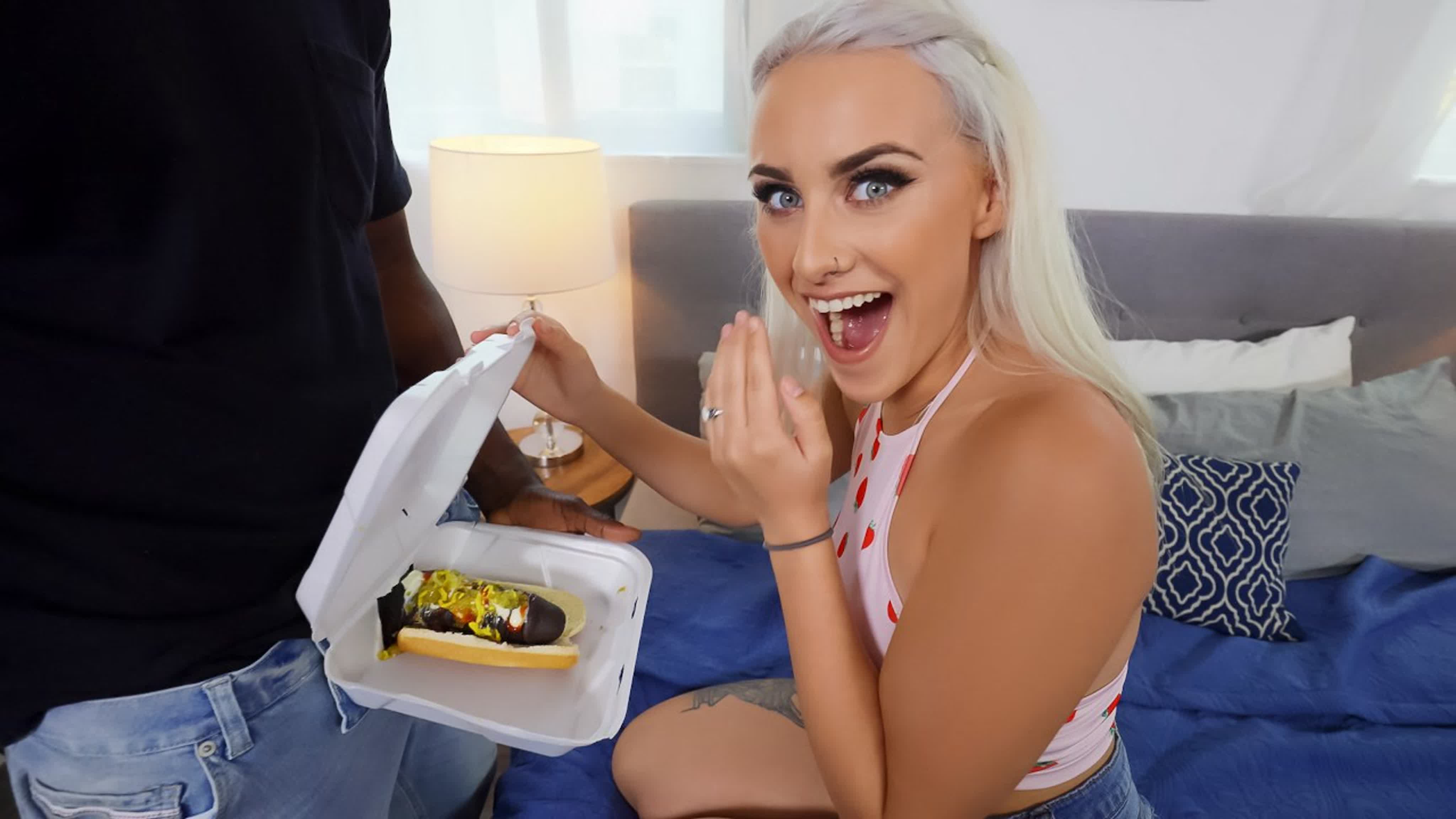 Indica Monroe - Rate My Wiener [2021, Teen, Blonde, Interracial