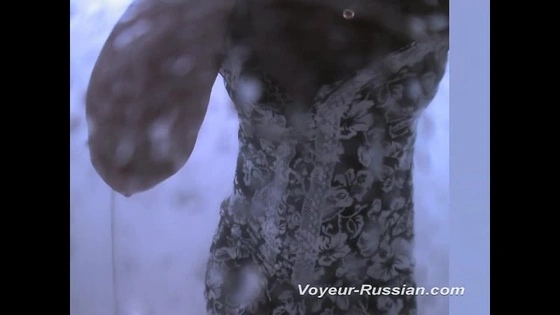 Скрытая камера в пляжной кабинке (Voyeur Russian)