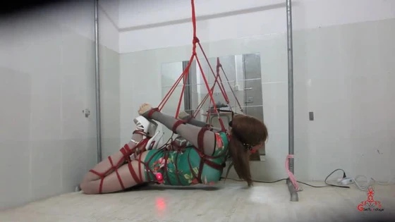The first day of the new year of 2020, the self-bondage of the puppet mother, the self-bondage method taught by netizens
