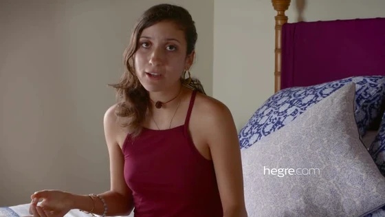 Serena l. - Demonstration of orgasms